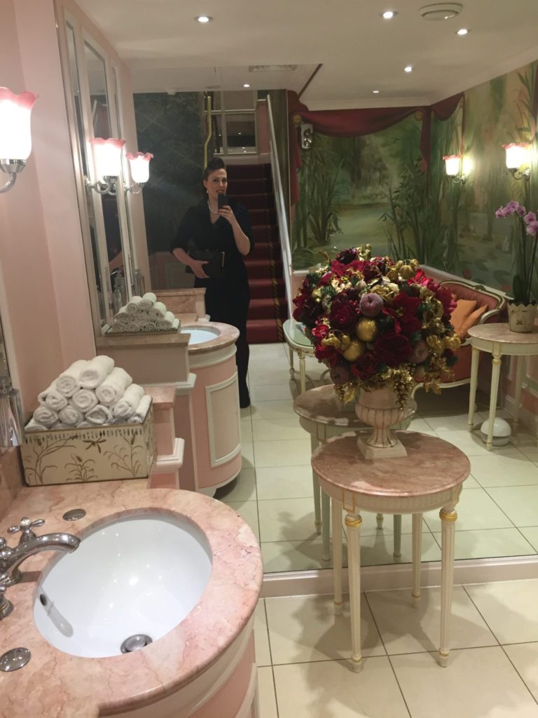 Miss Windsor's Delectables - Christmas Afternoon Tea at The Ritz, London. The 'ladies powder room'. 