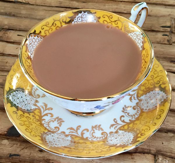 Miss Windsor's Delectables - a cup of Miles West-Country Original Blend Loose Leaf Tea! Served in a vintage, English bone china cup n' saucer - by 'Paragon'!