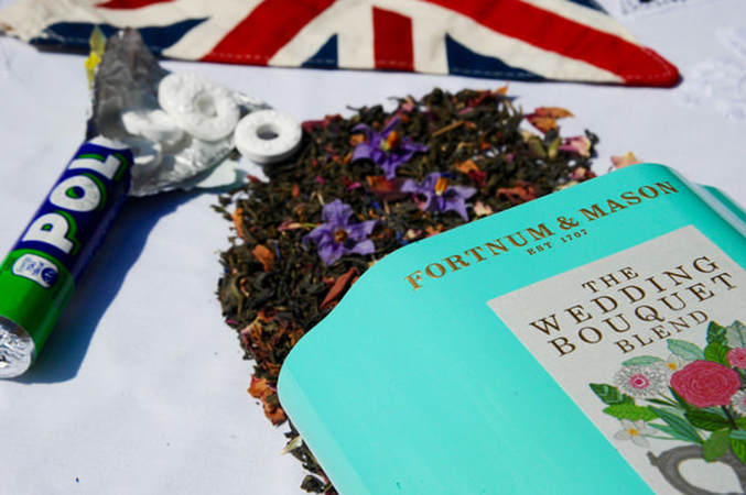 Miss Windsor's Delectables - Review of Fortnum & Mason - a 'minty moment' with The Wedding Bouquet Blend Tea & Rowntree's Polos! 