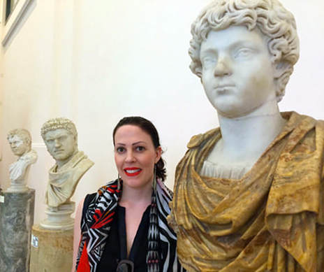 Miss Windsor enjoys a day out at  the National Archaeological Museum of Naples!