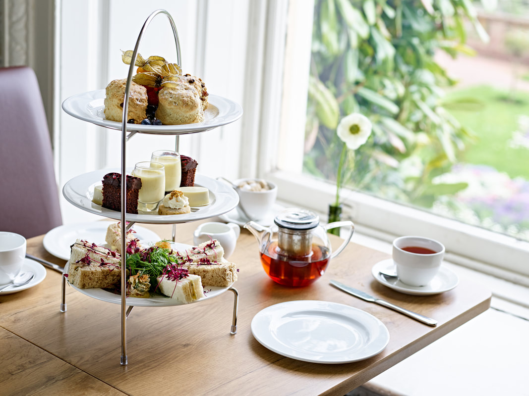 Miss Windsor: afternoon tea at Hestercombe House & Gardens!